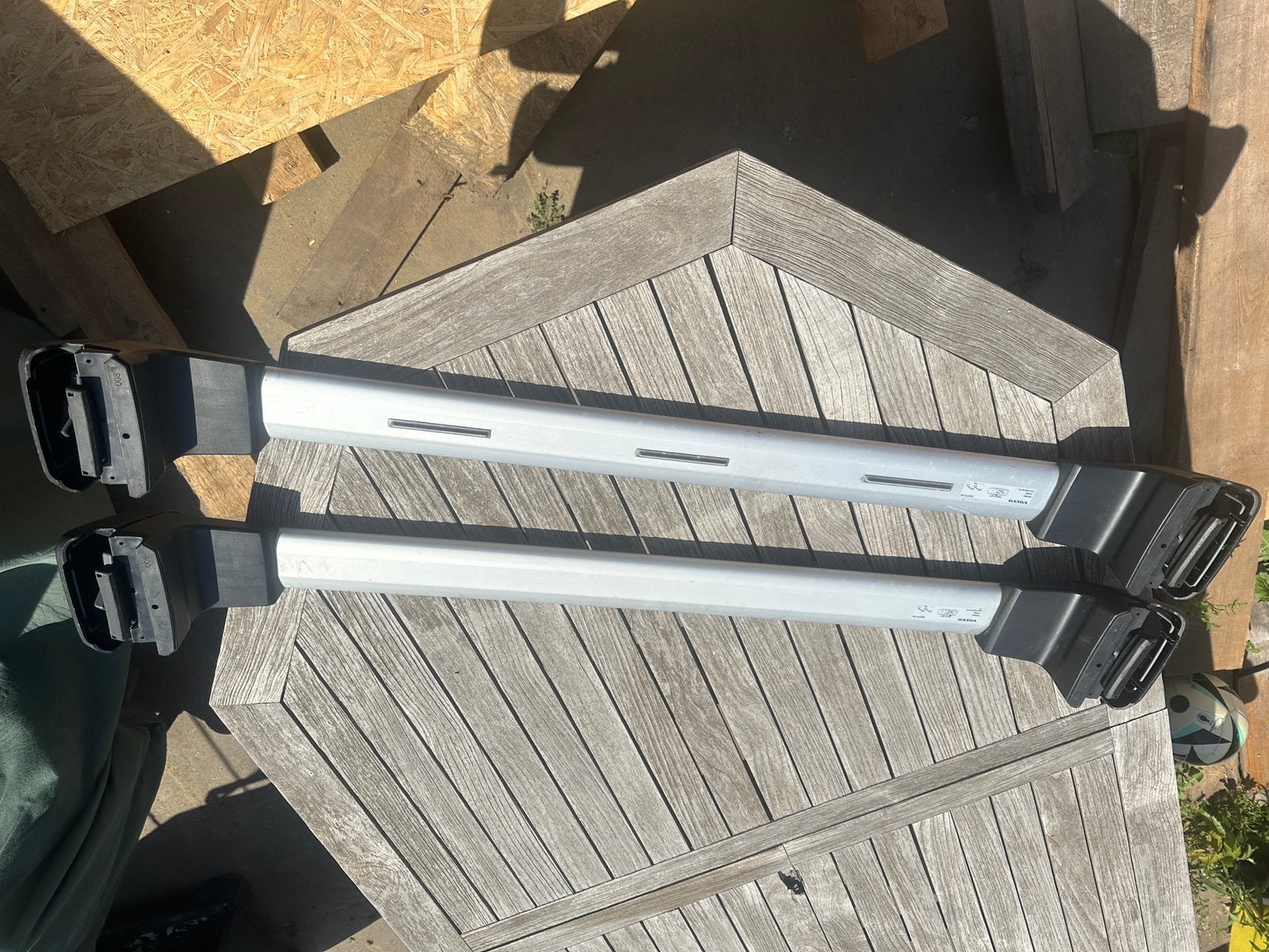 Originele Volvo XC40/EX40/C40 dakdragers., Auto diversen, Ophalen, Zo goed als nieuw