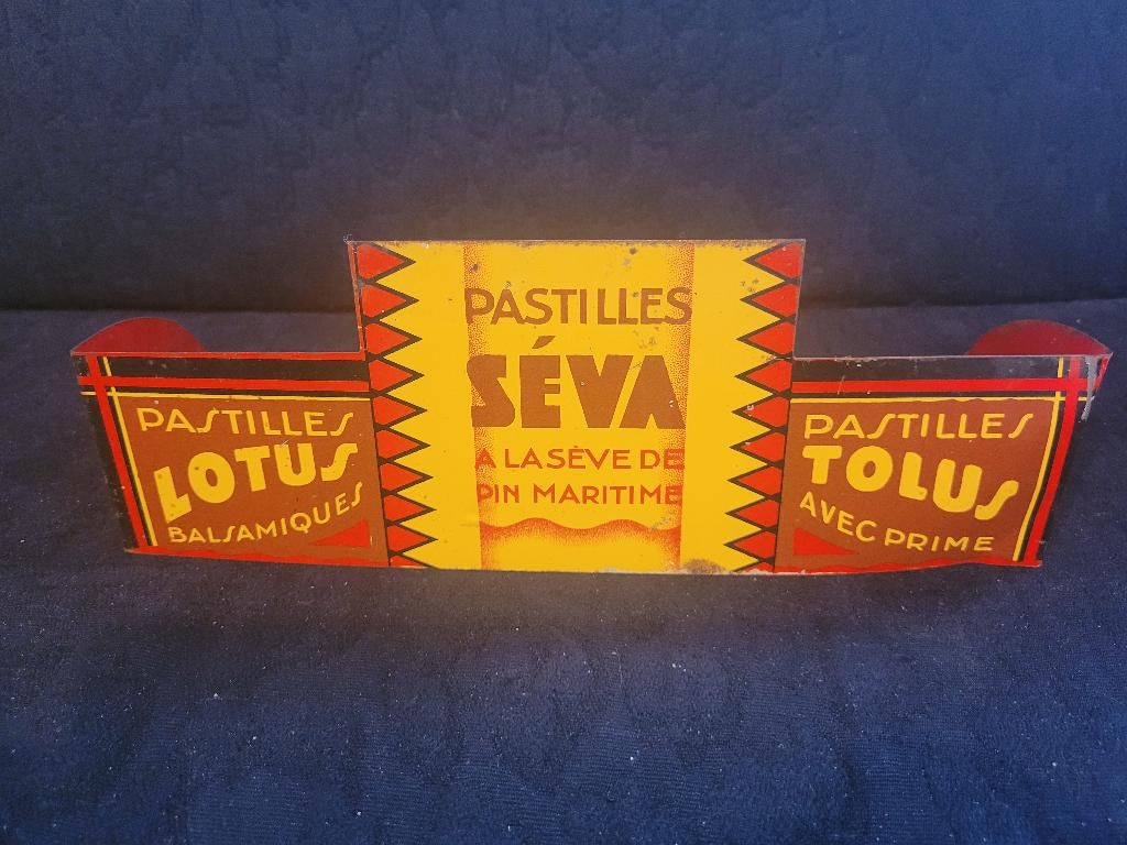 ancien présentoir publicitaire pastille SEVA LOTUS TOLUS, Collections, Enlèvement ou Envoi, Utilisé, Panneau publicitaire