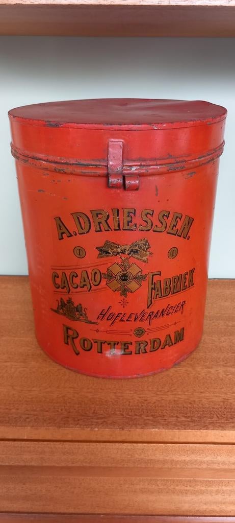 Voormalige metalen doos van Cacao A. Driessens Rotterdam, Ophalen of Verzenden