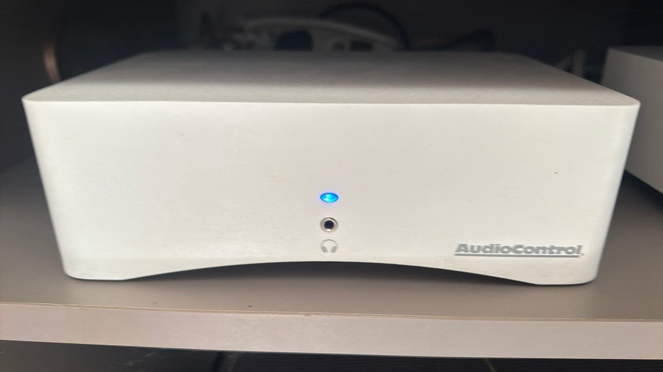 Ampli/DAC Audiocontrol Rialto 400, Audio, Tv en Foto, Versterkers en Ontvangers, Ophalen of Verzenden, Zo goed als nieuw