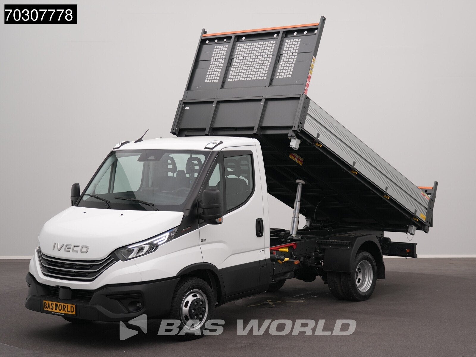 Iveco Daily 35C18 3.0L Driezijdige Kipper Dubbellucht 180PK, Autos, Neuf, Achat, Entreprise, Boîte manuelle