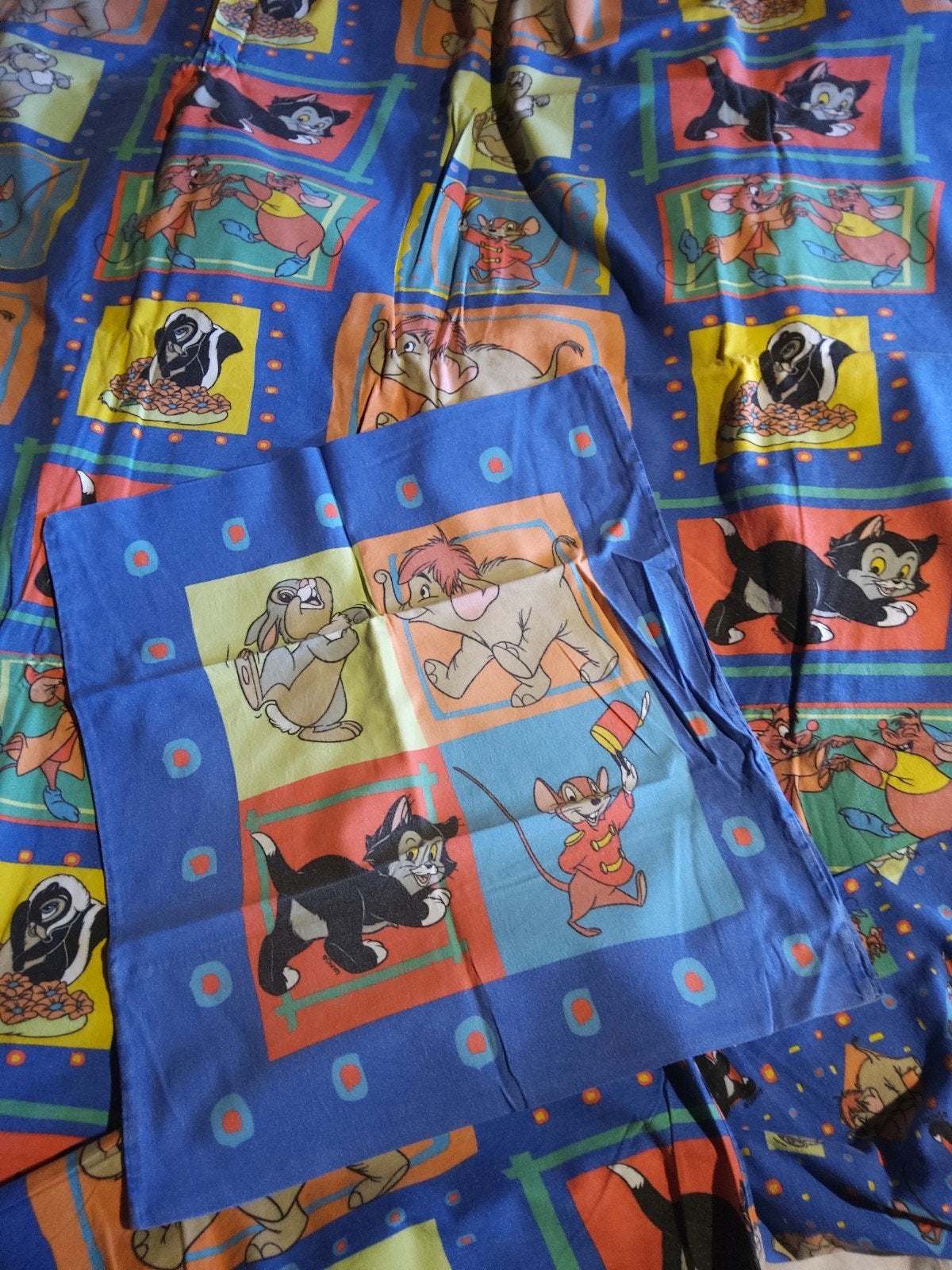 Dekbedovertrek 1 persoon, disney,  2 stuks voor 16 euros, Ophalen of Verzenden, Zo goed als nieuw, Jongetje of Meisje, Blauw