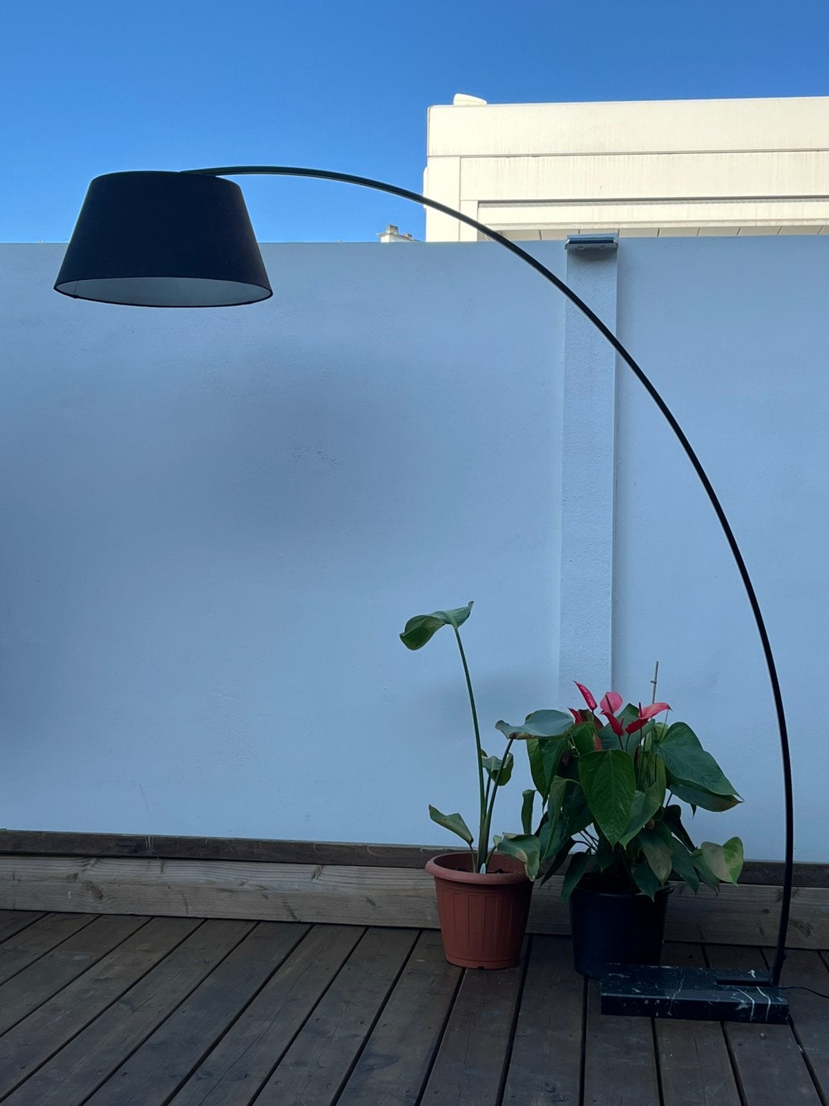Lampe lampadaire design avec marbre, Enlèvement, Comme neuf, 150 à 200 cm