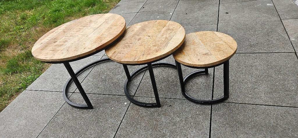 Set de 3 tables gigognes - bon état, Maison & Meubles, Bois moderne, Rond, Comme neuf, Enlèvement