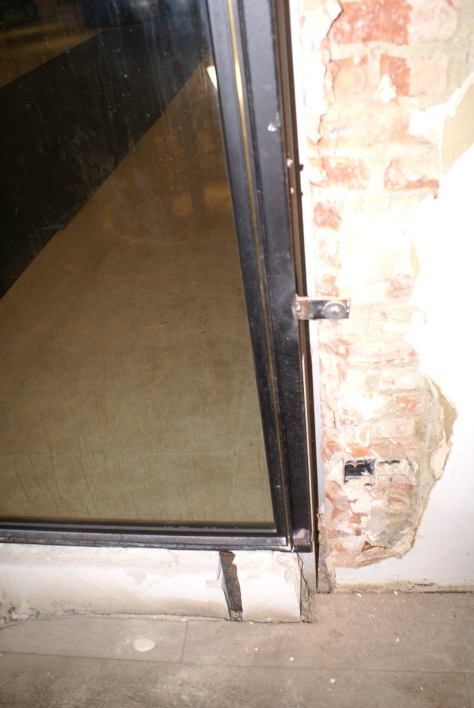 CHERCHE ARTISAN POUR BRUXELLES PLACE LOUISE, Bricolage & Construction, Enlèvement ou Envoi