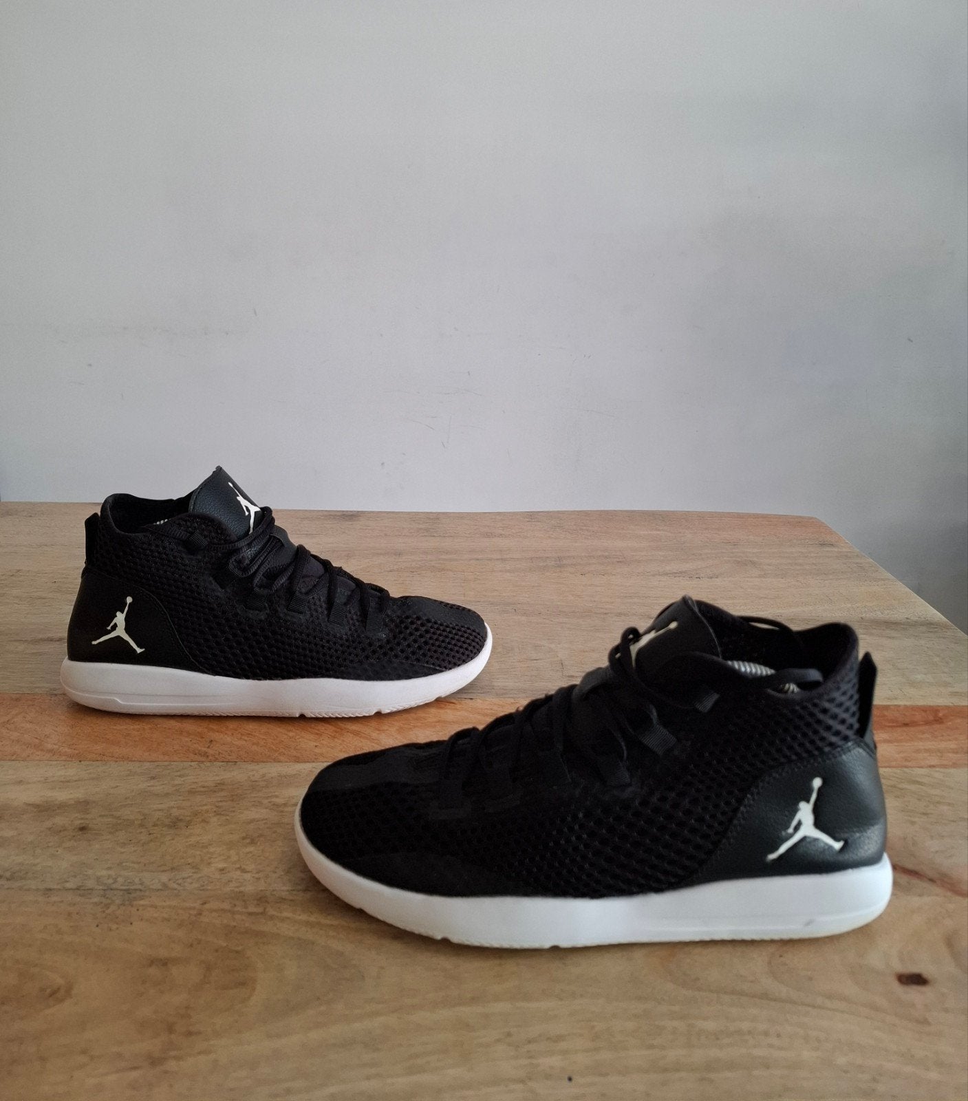 Nike Air Jordan Reveal - Zwart/Wit maat 42, Vêtements | Hommes, Chaussures, Enlèvement ou Envoi, Porté, Blanc, Jordan (Nike)