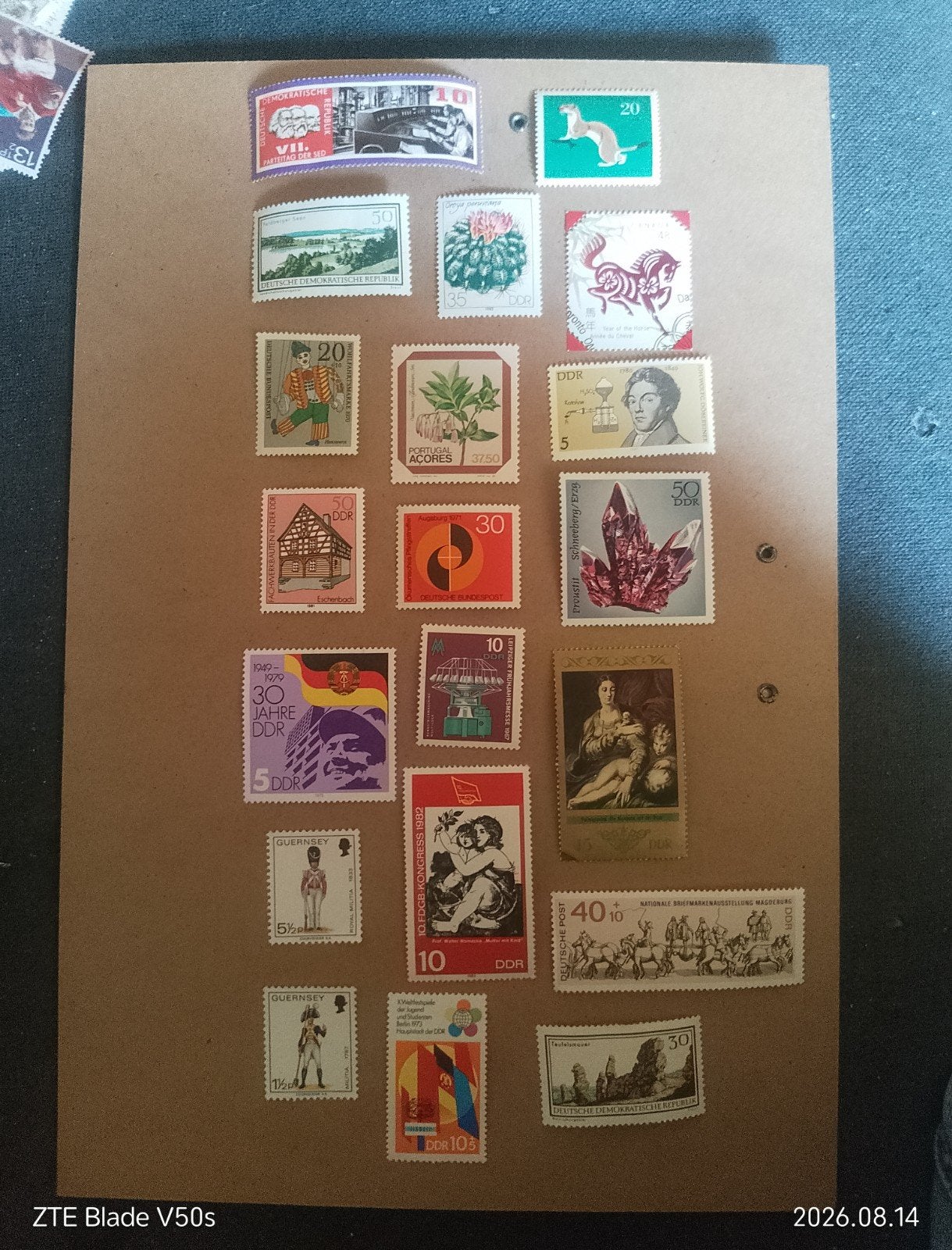 20 postzegels History, Ophalen of Verzenden