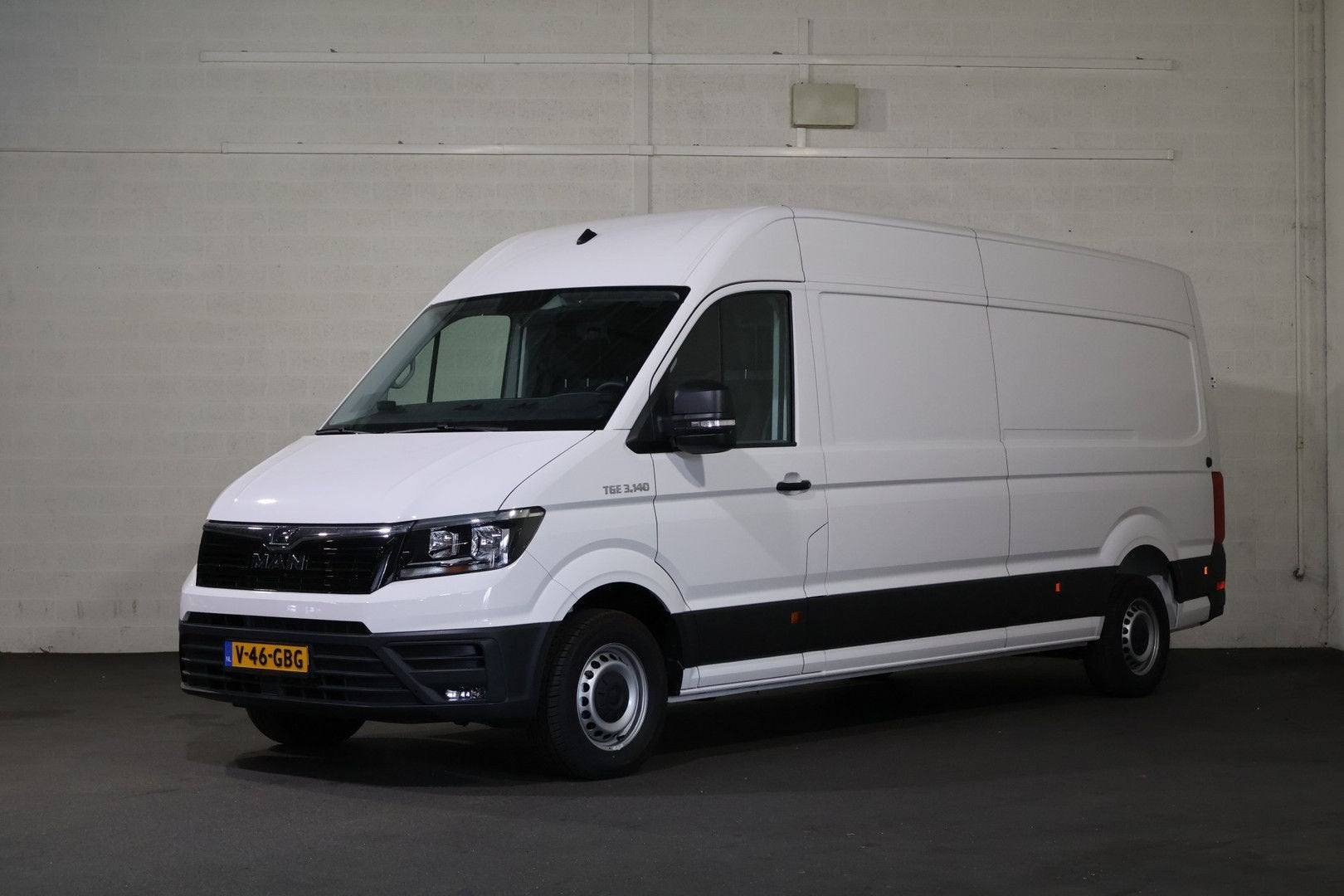 MAN TGE 3.140 L4 H3 Camera 270gr Achterdeuren BPM Vrij, Electronic Stability Program (ESP), Wit, Te koop, 239 g/km