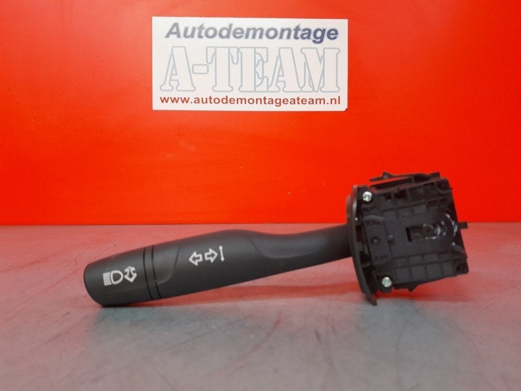 KNIPPERLICHTSCHAKELAAR Opel Astra K Sports Tourer, Gebruikt, Opel, Opel Automobile GmbH, Kontakt-opel@opel.com