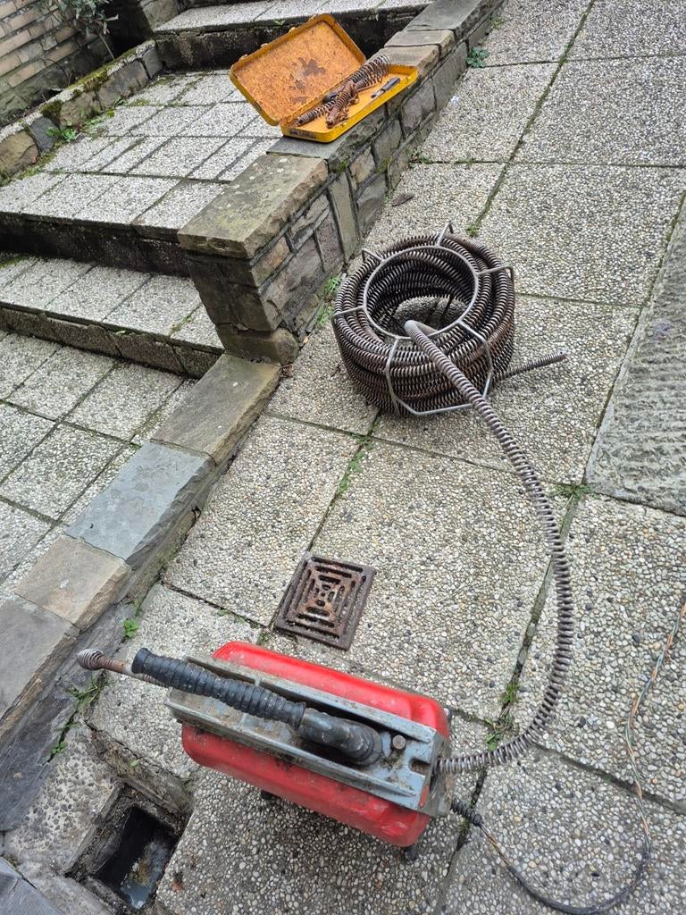 Débouchage canalisations déboucheur professionnel 0466221999