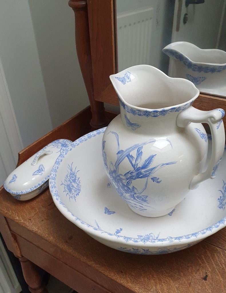 Lavabo, carafe, porte-savon et bol anciens sans défauts, Enlèvement
