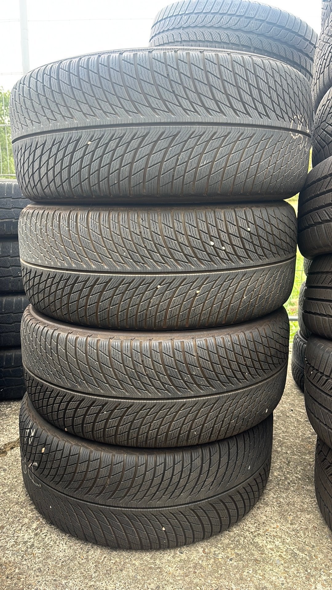 Pneus d'hiver Michelin 7 mm 265/50r19 26550r19, Autos : Pièces & Accessoires, Enlèvement, Pneus hiver, Pneu(s)
