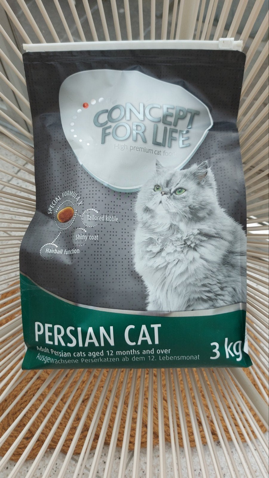 Croquettes spéciales chat Persan, Enlèvement, Chat