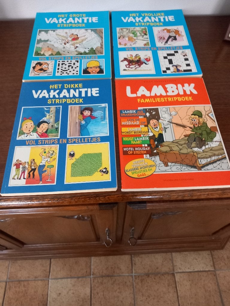 Vakantiestrip boeken 92-93-95-96 en1998 + Lambik, Boeken, Meerdere stripboeken, Ophalen, Nieuw, Willy Vandersteen