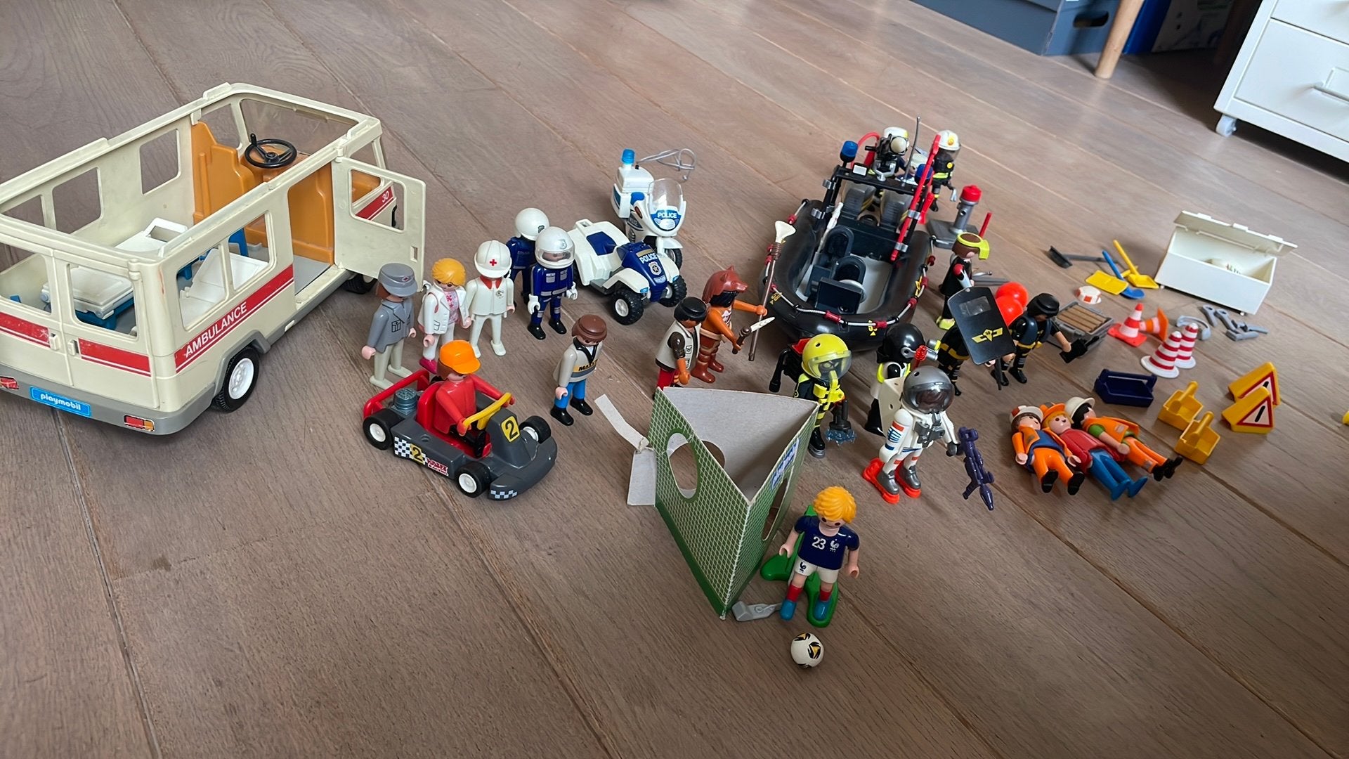 Lot de Playmobil divers univers, Enlèvement, Utilisé, Figurines