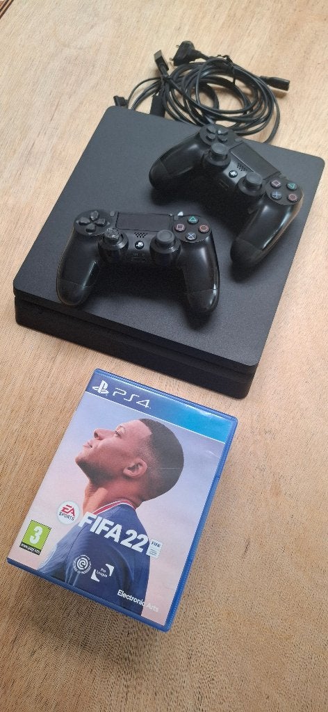 Playstation 4, Games en Spelcomputers, Spelcomputers | Sony PlayStation 4, Met 2 controllers, Ophalen of Verzenden, Original, Gebruikt