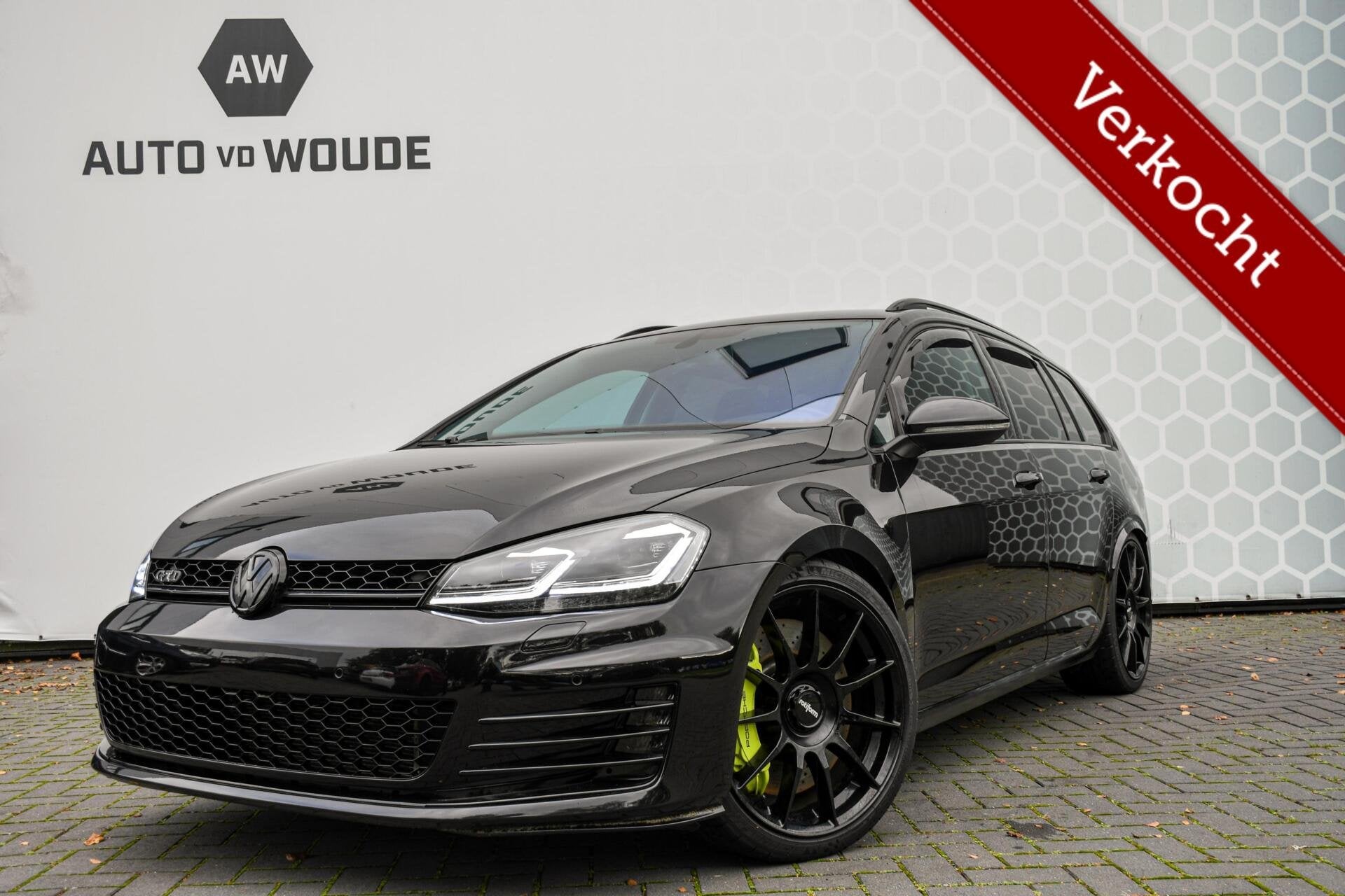 Volkswagen Golf Variant 1.6 TDI Highline, Autos, Cuir et Alcantara, Achat, Entreprise, Noir