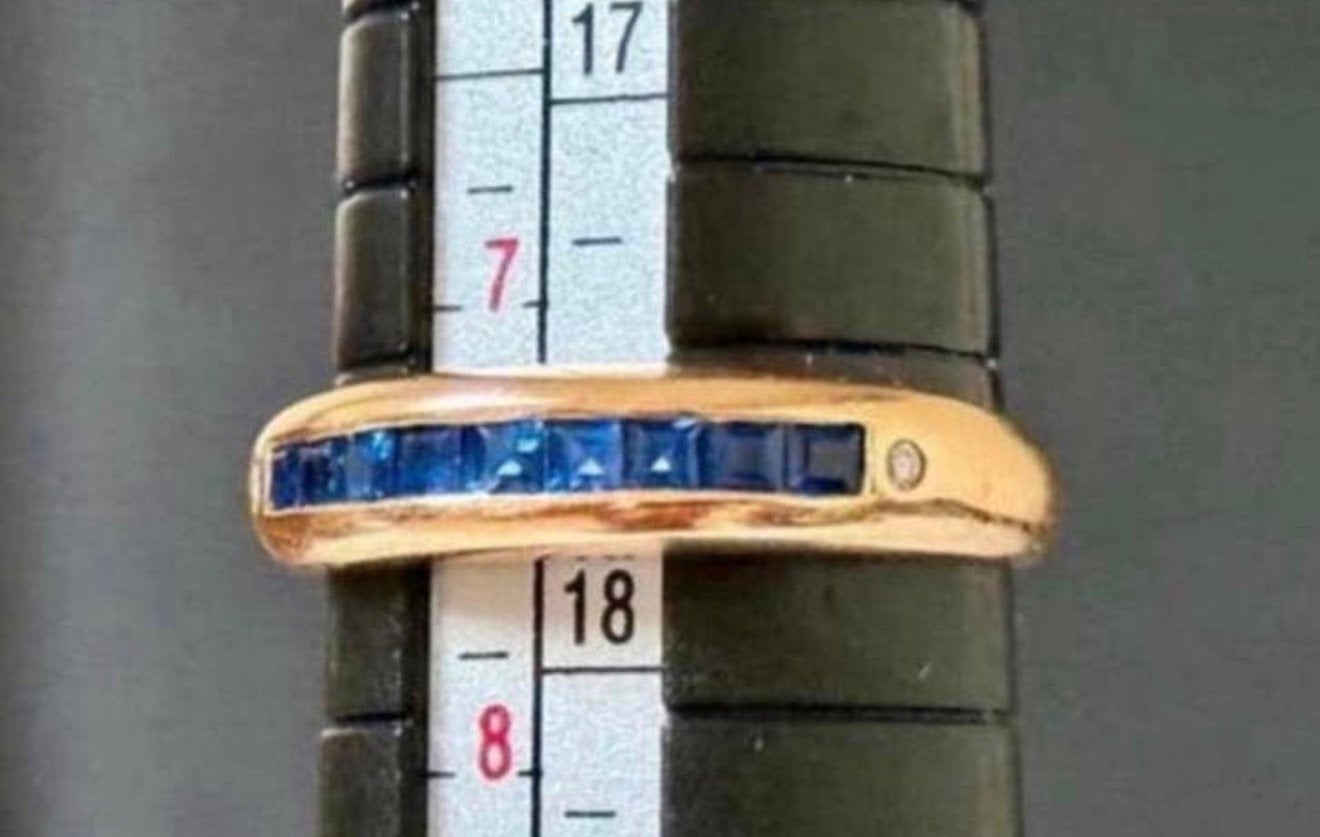 18 karaat gouden ring natuurlijke diamant en saffier!, Handtassen en Accessoires, Ringen, Geel, Ophalen of Verzenden, 17 tot 18