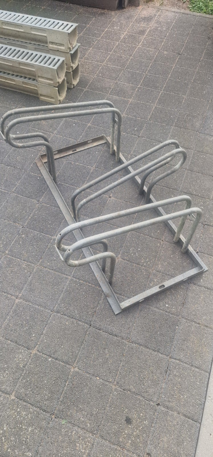 gegalvaniseerd fietsrek, Ophalen