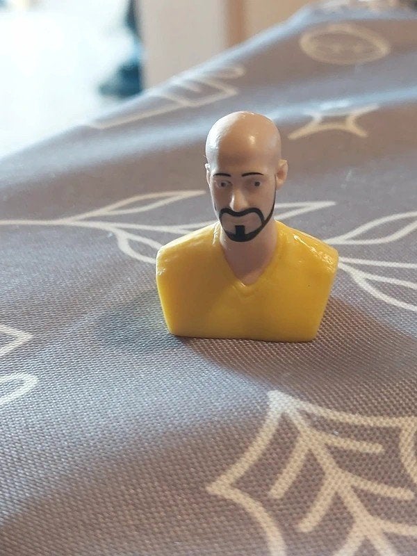 Voetbalfiguurtje : Laurent Ciman / Carrefour, Collections, Enlèvement ou Envoi, Comme neuf, Statue ou Poupée