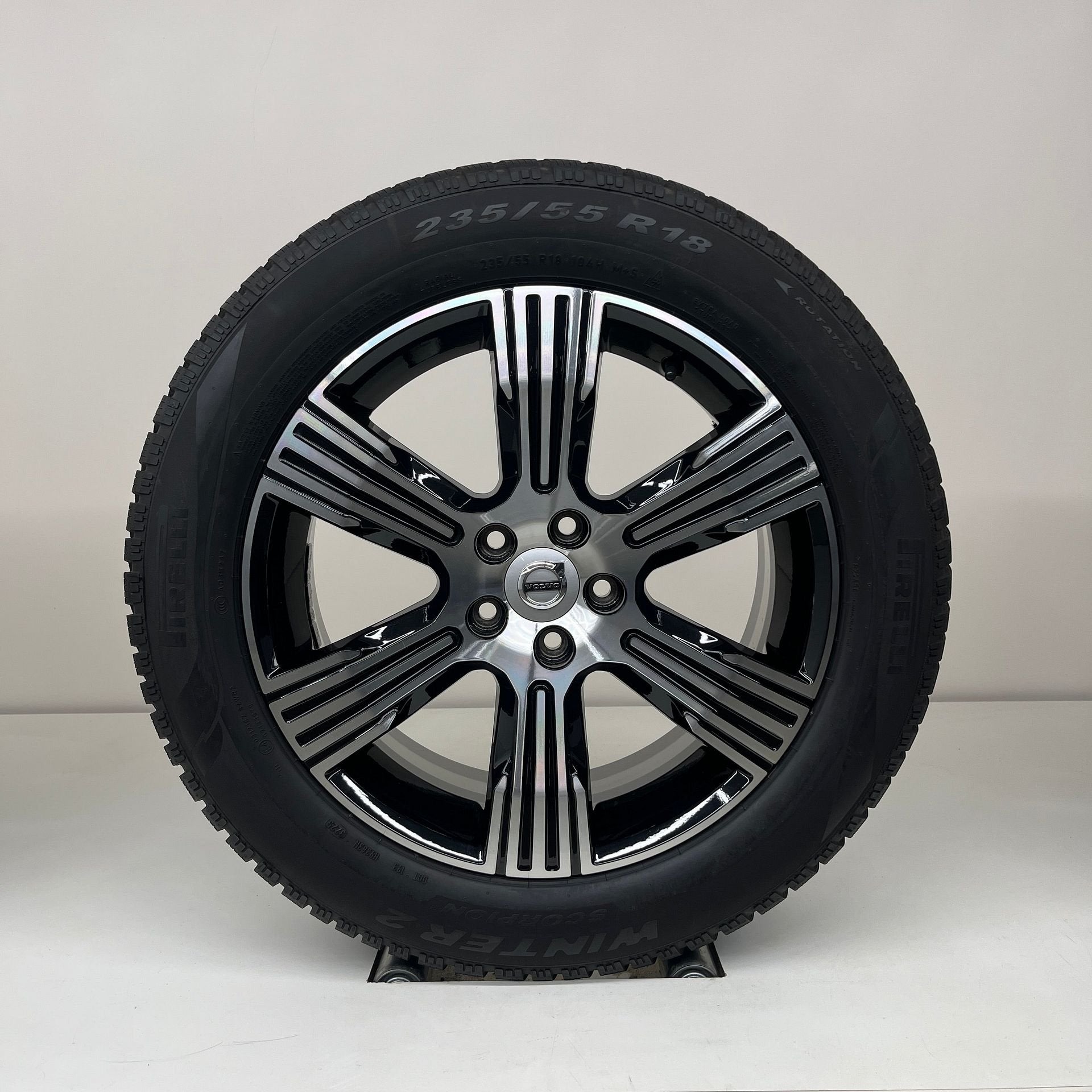 Volvo XC40 - 18 inch - zomerbanden, Autos : Pièces & Accessoires, Pneus & Jantes, Pneus et Jantes, Enlèvement ou Envoi, Véhicule de tourisme