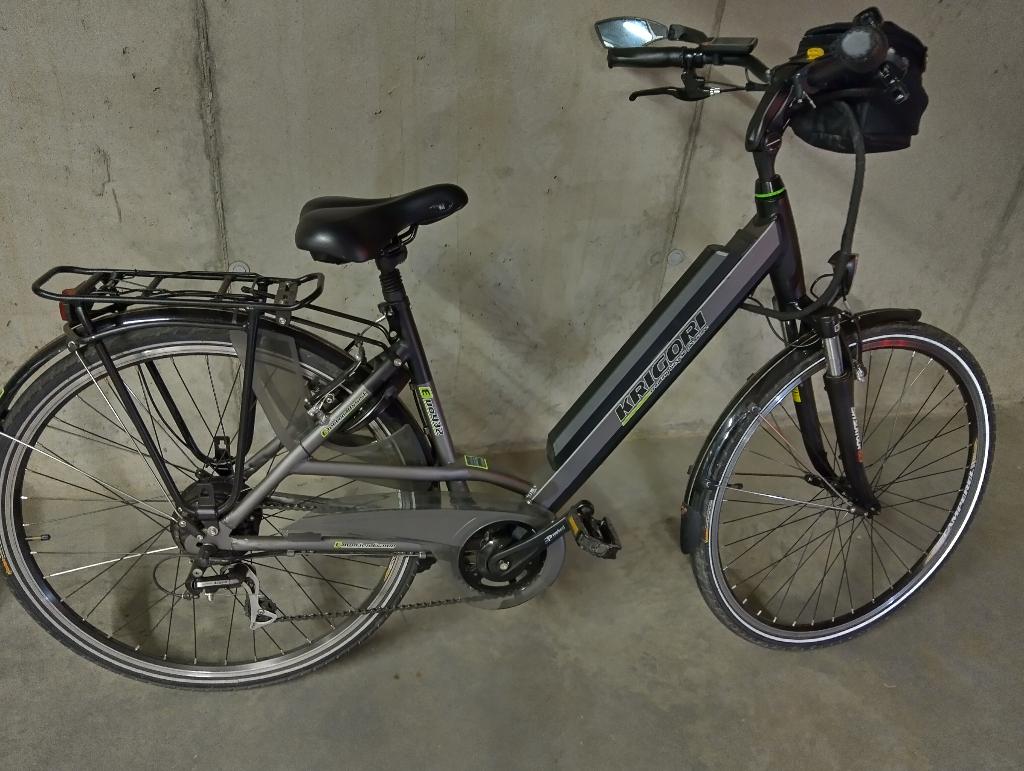 Electrische vrouwen fiets, Fietsen en Brommers, Elektrische fietsen, Ophalen, Gebruikt, 30 tot 50 km per accu, Overige merken