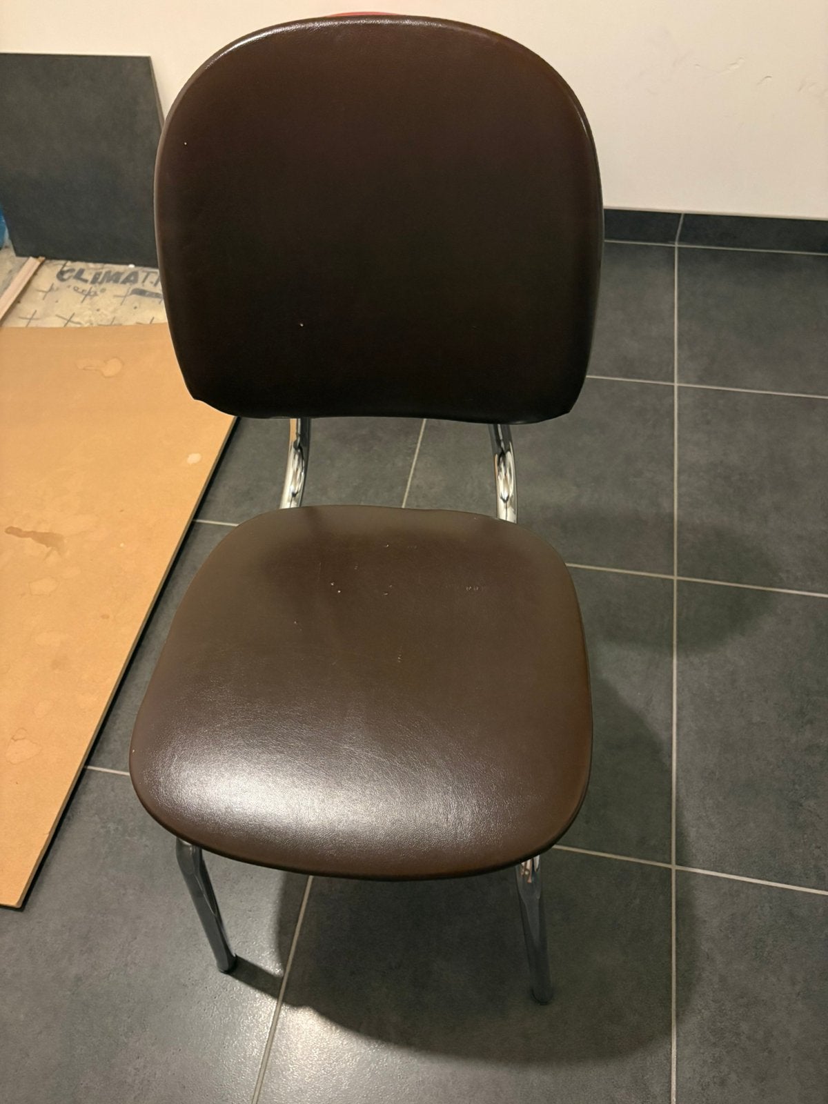 4keukenstoelen, Huis en Inrichting, Stoelen, Ophalen, Kunststof, Gebruikt, Twee