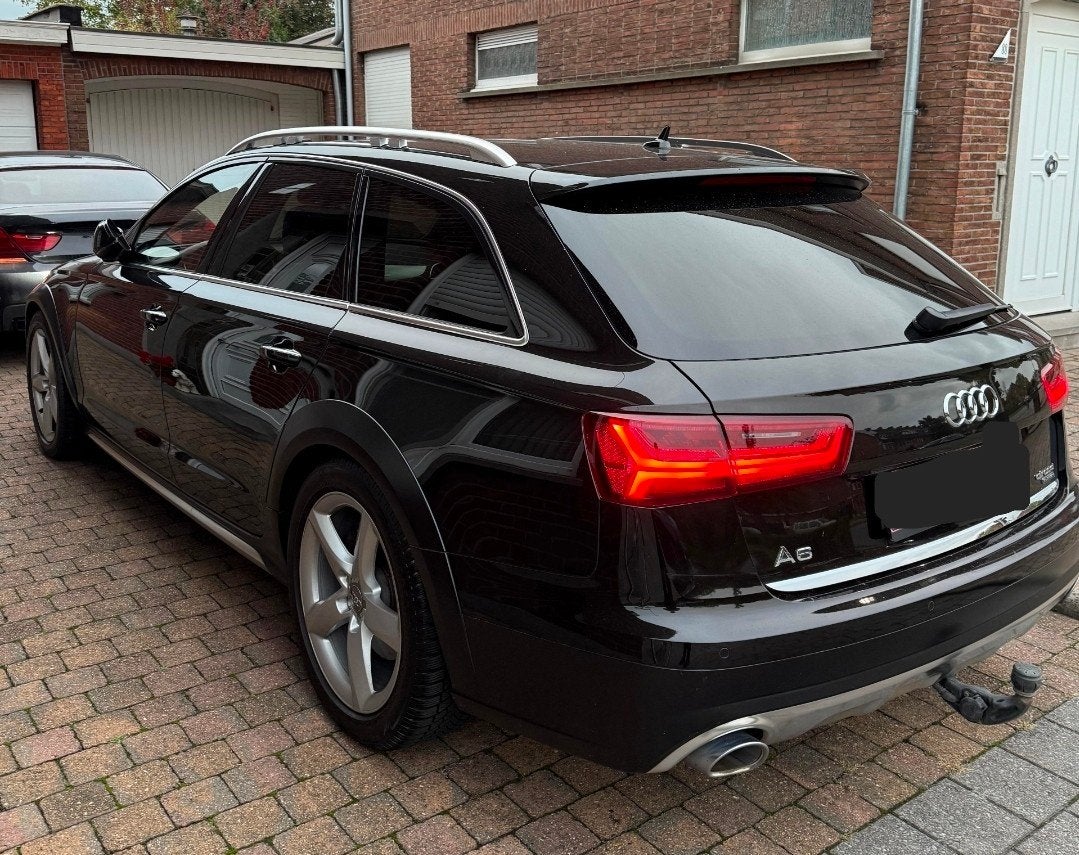 Audi A6 Allroad 2016, Auto's, Audi, Automaat, Parkeerassistent, Zwart, Leder