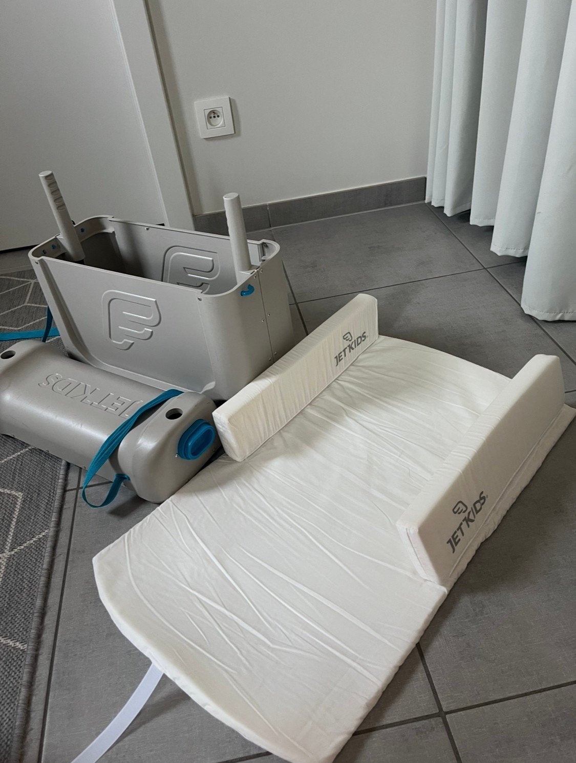 Stokke JetKids BedBox, Enfants & Bébés, Buggys, Comme neuf, Enlèvement