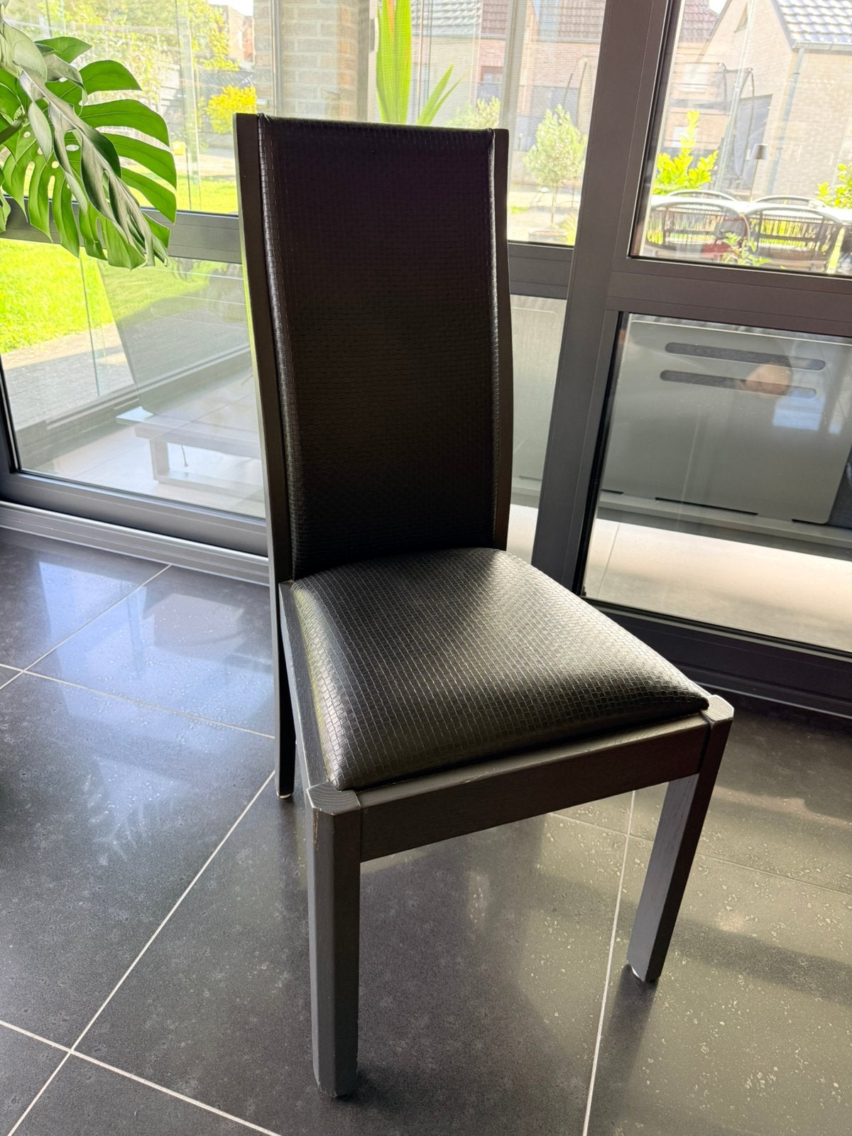 8 stijlvolle eetkamerstoelen, Maison & Meubles, Enlèvement ou Envoi, Autres couleurs, Modern, Bois