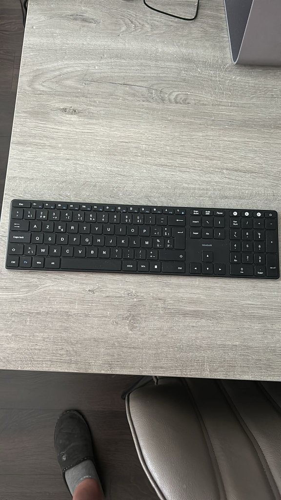 Bluetooth Keyboard, Computers en Software, Toetsenborden, Bluebild, Numeriek gedeelte, Azerty, Ophalen of Verzenden