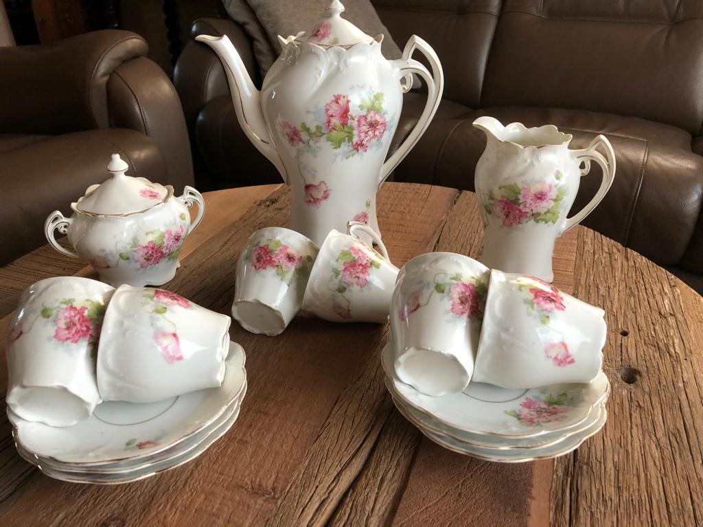 brocant koffieservies, Ophalen
