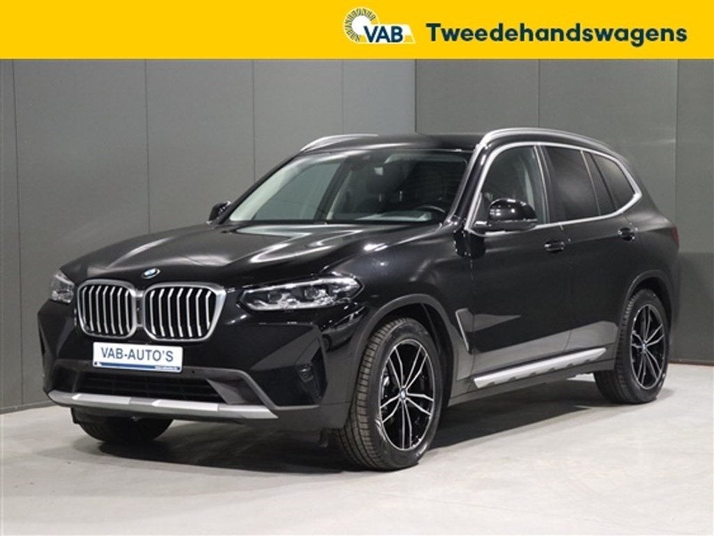 BMW X3   SDRIVE 18D, Auto's, Zwart, 136 pk, Zwart, Bedrijf