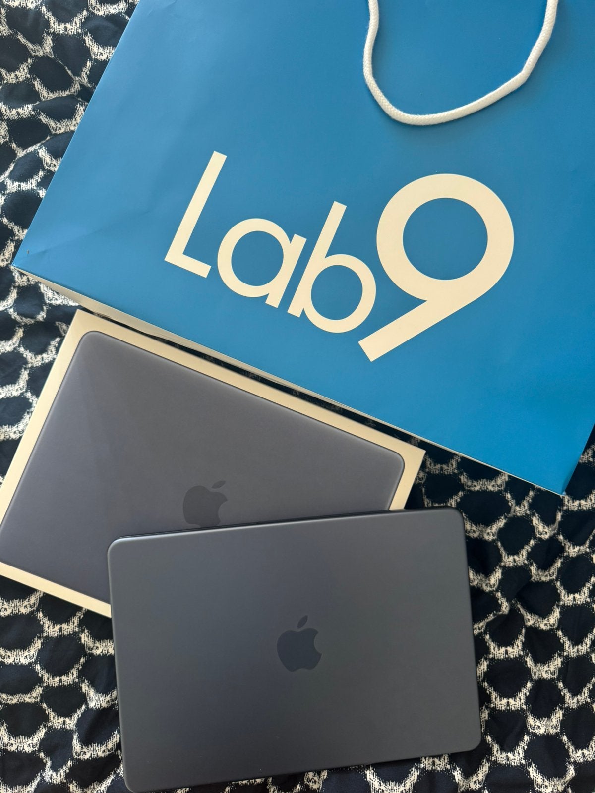 Macbook Neo Indigo Blauw 256gb, Computers en Software, Besturingssoftware, Zo goed als nieuw, Ophalen of Verzenden