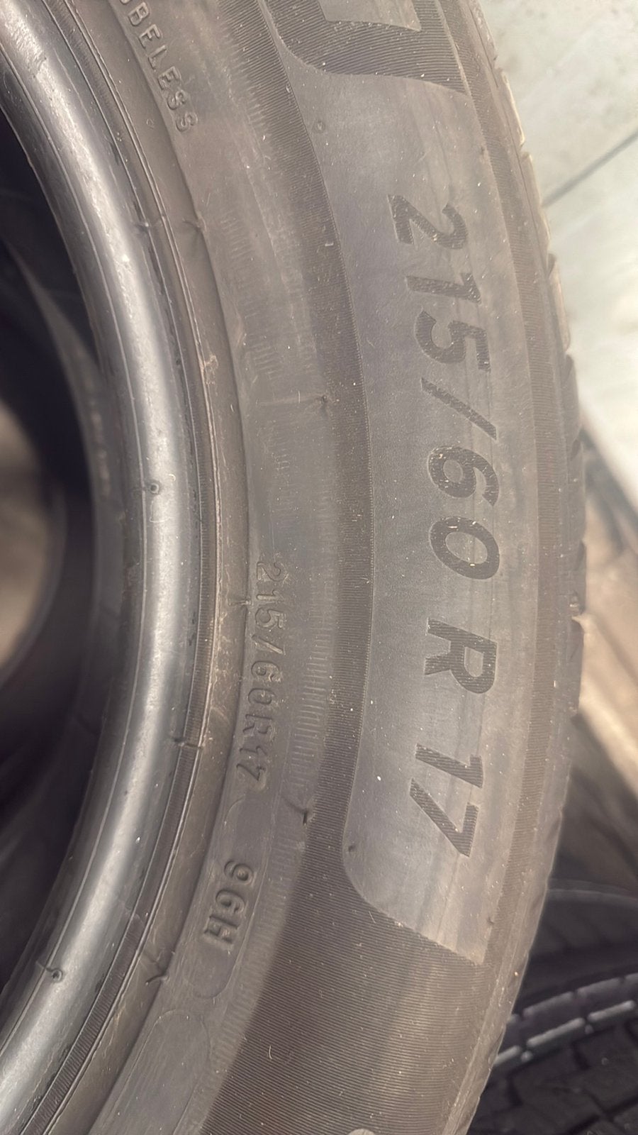 215/60R17 96H Michelin, Auto-onderdelen, Ophalen, 17 inch, Band(en), Personenwagen