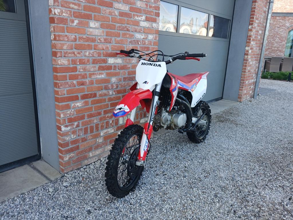 Vélo tout-terrain 140 cc, Motos, 140 cm³, Moto de cross, 1 cylindre, Neuf