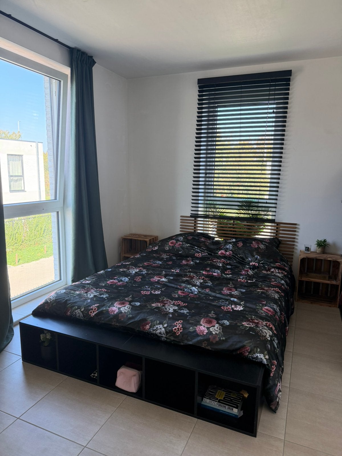 Tweepersoonsbed met lattenbodem te koop, Huis en Inrichting, Ophalen, Gebruikt, Zwart, Tweepersoons