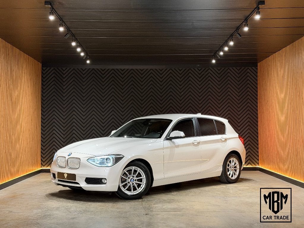 ✅ BMW 116 dA GARANTIE Automaat Navi Leer Zetelverwarm Xenon, Autos, Cuir, Euro 5, Achat, Ordinateur de bord
