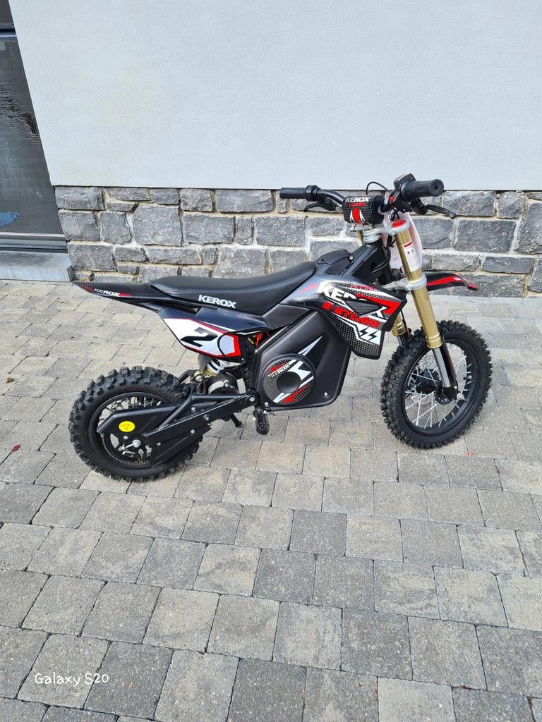 Moto électrique enfant Kerox, Kinderen en Baby's, Ophalen, Zo goed als nieuw