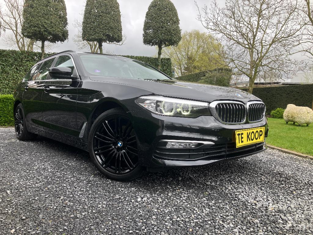 BMW 520i touring automatic, Auto's, BMW, Automaat, 1998 cc, Achterwielaandrijving, Zwart