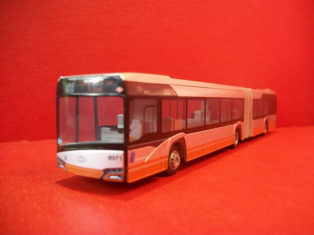 Bus articulé STIB - Solaris Urbino 18 - Rietze H0 - 1:87, Hobby & Loisirs créatifs, Trains miniatures | HO, Neuf, Autres types