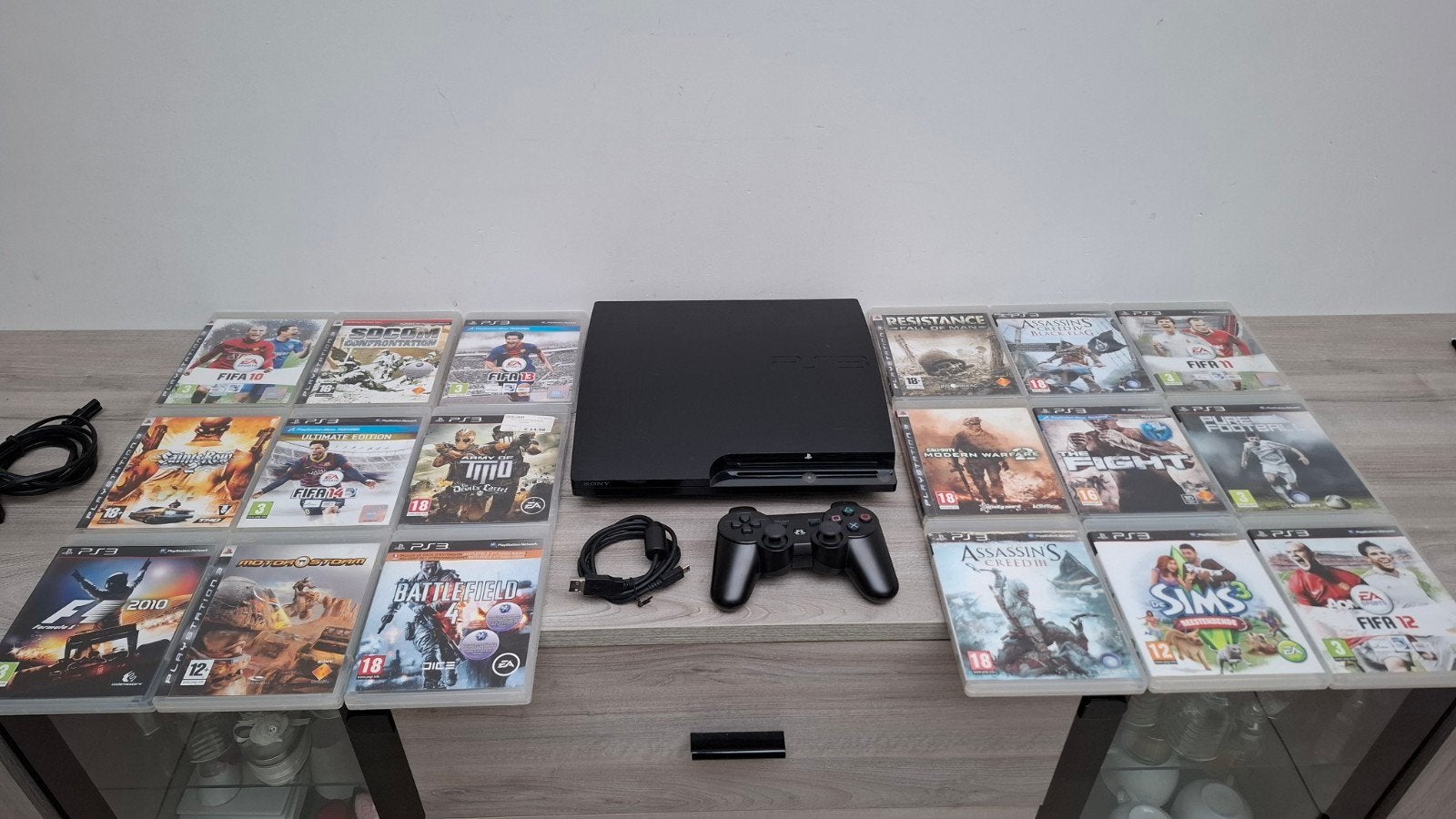PlayStation 3 slim in zeer goede staat met 18 games, Games en Spelcomputers, Ophalen of Verzenden, Slim