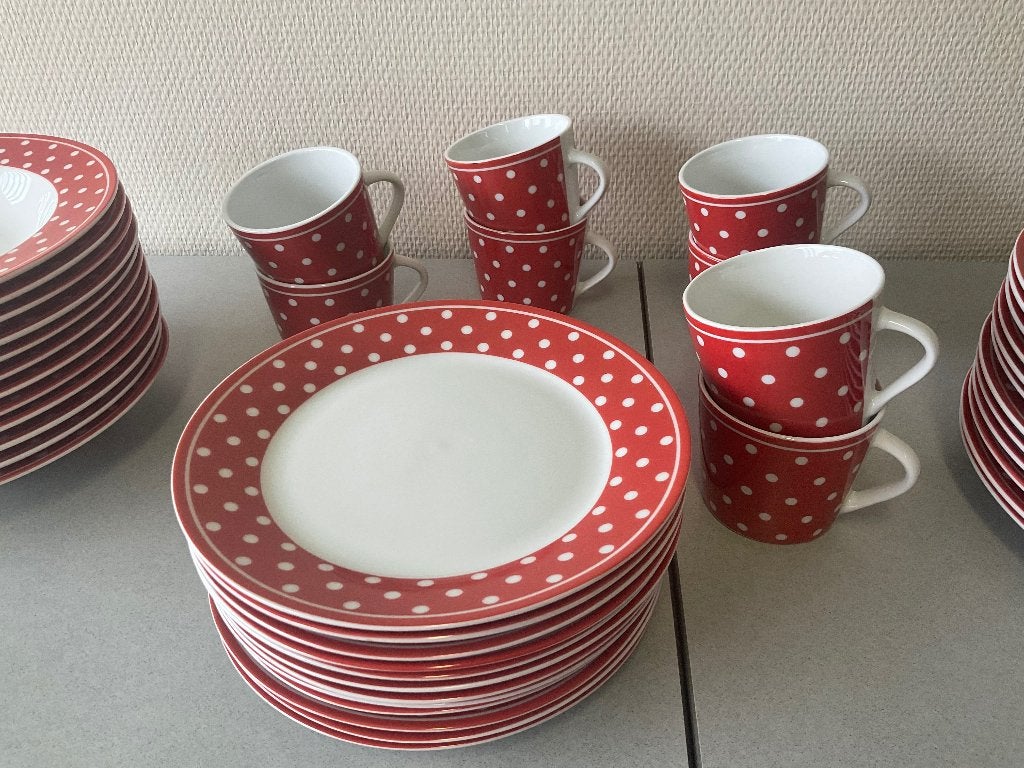 Polkadot servies, Maison & Meubles, Cuisine | Vaisselle, Enlèvement, Neuf, Assiettes(s)