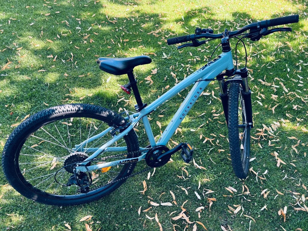 Fiets jongen, Fietsen en Brommers, Velgrem, Versnellingen, Zo goed als nieuw, Rockrider (Decathlon)