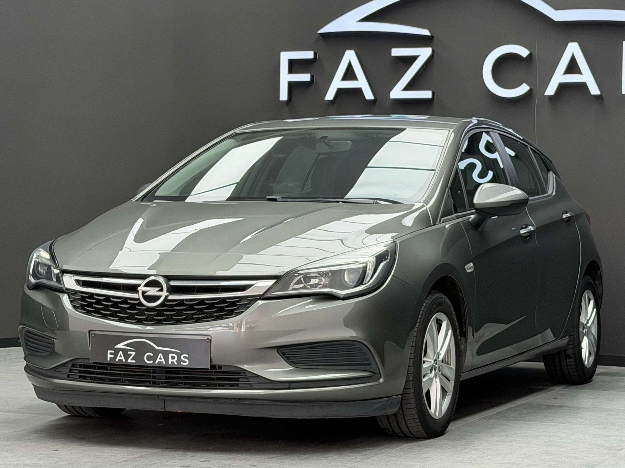 Opel Astra 1.0 Turbo ECOTEC * 1ER PROP + REGU + GARANTIE *, Auto's, Gebruikt, Start-stop-systeem, Bedrijf, 5 deurs