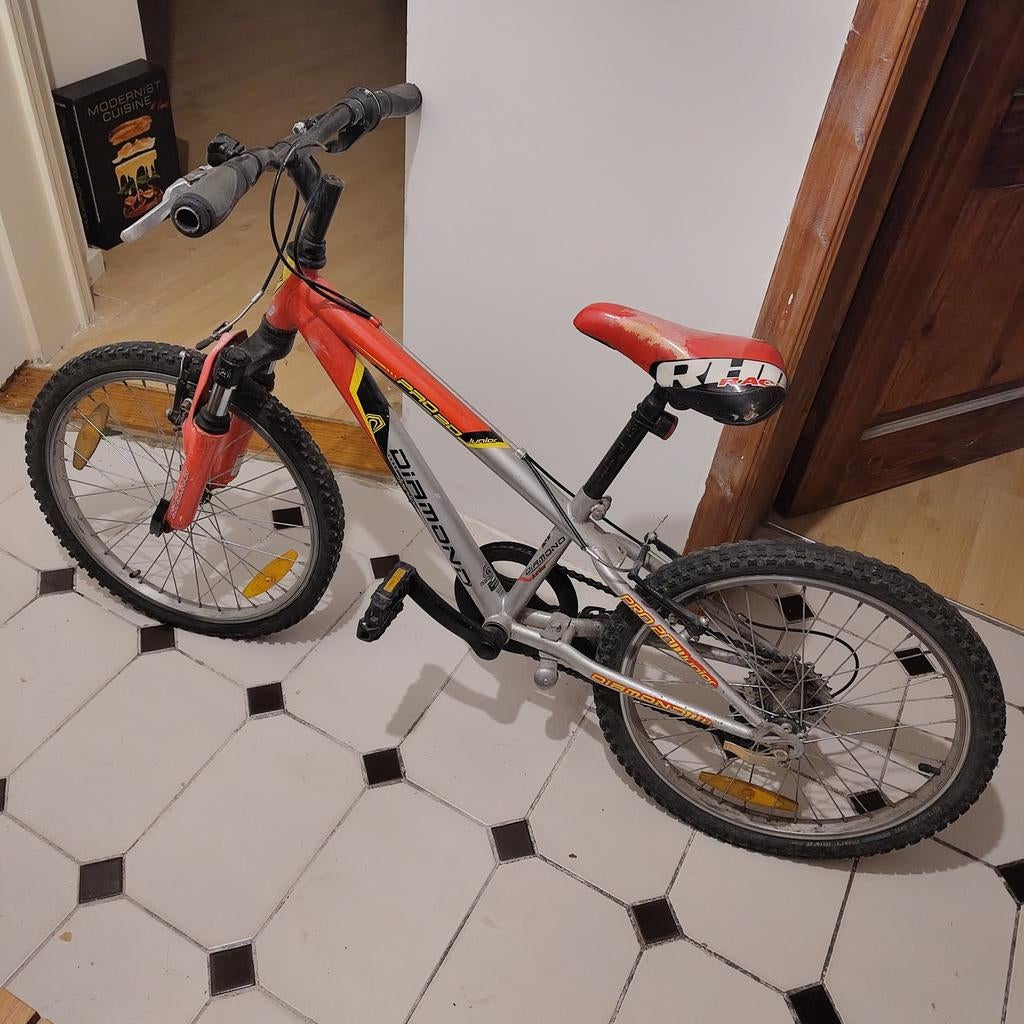 Vélo VTT. Diamond Pro20 Junior. 6 vitesses 7-11 ans, Vélos & Vélomoteurs, Vélos | BMX & Freestyle, Utilisé, 20 à 24 pouces, Acier