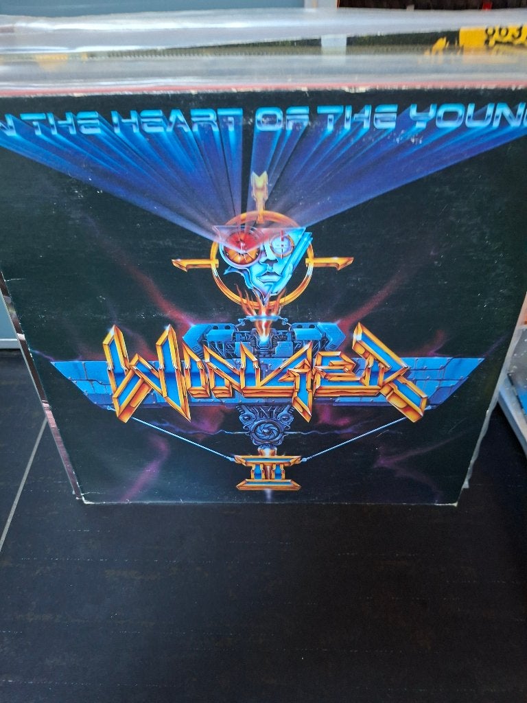 lp - winger - in the heart of the young - bak 4, LP, Inclusief binnenhoes, Ophalen of Verzenden, 12 inch