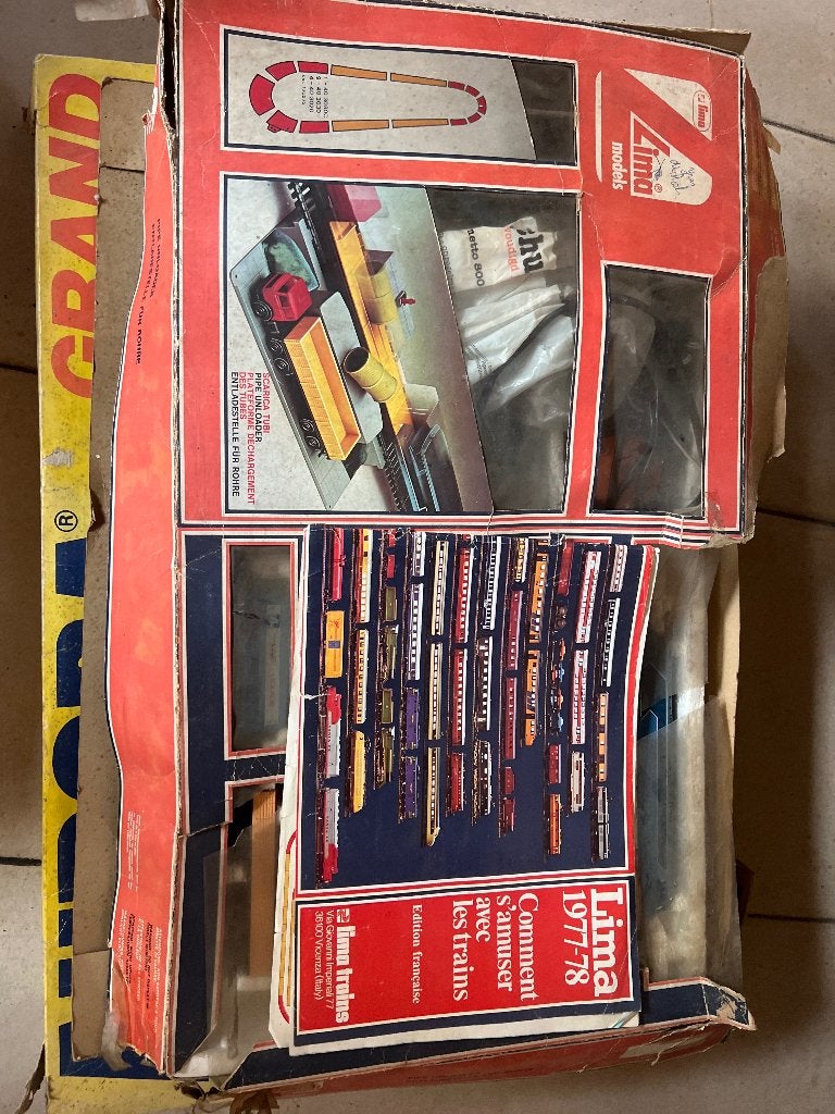 TreinpaketLima 1977-78, Enlèvement