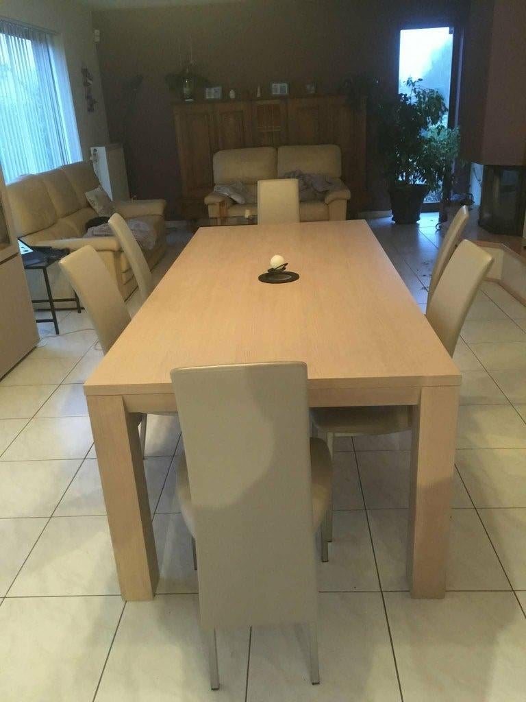 Table en bois massif 2m20, Maison & Meubles, Tables | Tables à manger, Cinq personnes ou plus, Enlèvement, Utilisé, Chêne