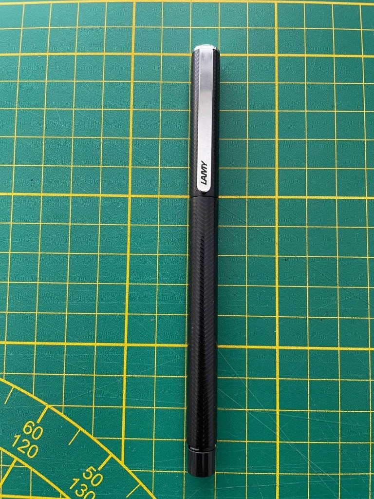Lamy Linea Herringbone Pattern Black M Nib Fountain Pen, Verzamelen, Ophalen of Verzenden